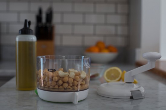 Mártás adagoló, 350 ml, műanyag - OXO