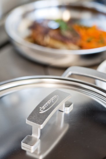 Serpenyő 5 rétegű, 28 cm, Ipari termékcsalád, rozsdamentes acél - Demeyere