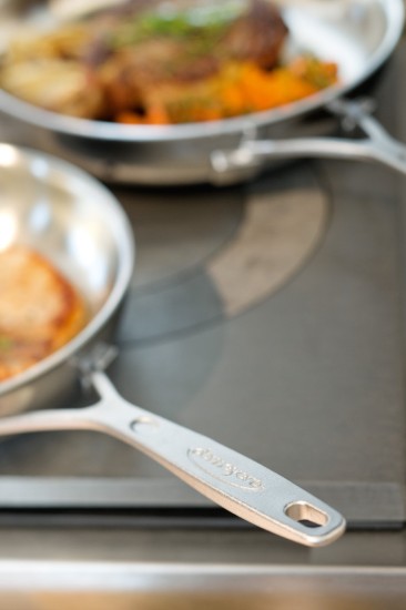 Serpenyő 5 rétegű, 28 cm, Ipari termékcsalád, rozsdamentes acél - Demeyere