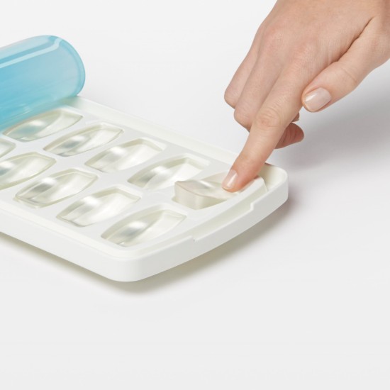 Jégkockatálca 14 kockához, műanyag, 22 ml - OXO