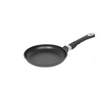 AMT Gastroguss Serpenyő 24 cm