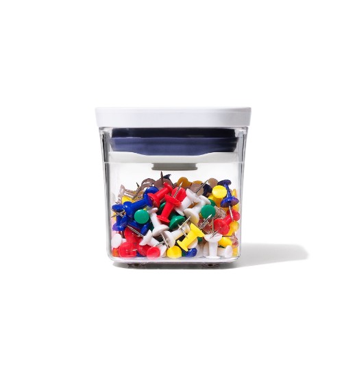 OXO négyszögletes tároló edény, műanyag,  8 x 8 x 8 cm, 0,2 l