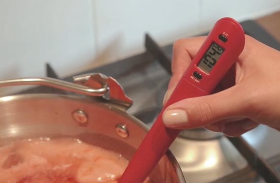 Kitchen Craft kanál hőmérővel