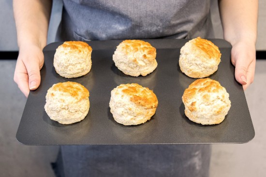 Tapadásmentes sütőlap, szénacél, 35 x 28 cm - MasterClass