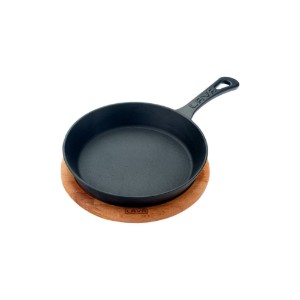 Öntöttvas serpenyő, 20 cm, faállvánnyal - LAVA márka