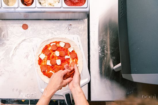 Ooni -  30 cm-es átlyukasztott alumínium pizza lapát