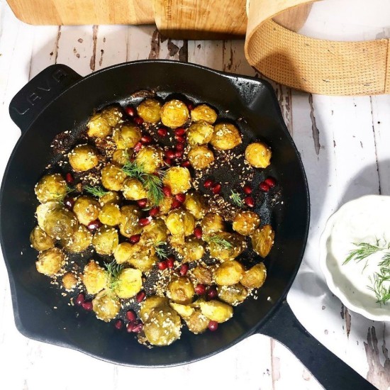 Lava öntöttvas serpenyő, 30 cm