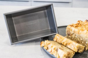 Kitchen Craft kenyérsütő 15 x 9 cm, acél, "MasterClass"