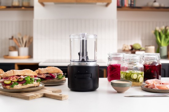 "Go" aprító akkumulátorral, vezeték nélküli, 1,18 literes, Matte Black - KitchenAid