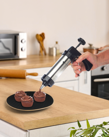 Kitchen Craft süteménydíszítő készlet, “MasterClass”