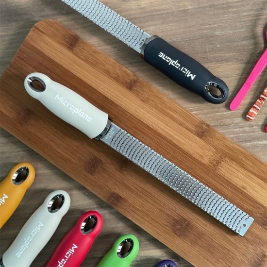 Microplane - Reszelő, sebészeti rozsdamentes acél, 32,5 cm, Cashmere Beige