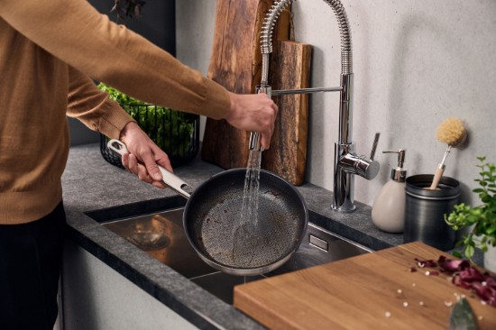 Tapadásmentes serpenyő, rozsdamentes acél, 24 cm, "Joy Plus" - Zwilling