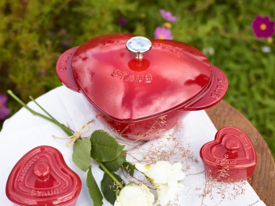Staub cocotte coeur 20 cm / 1,75 l, öntöttvasból,  Cherry