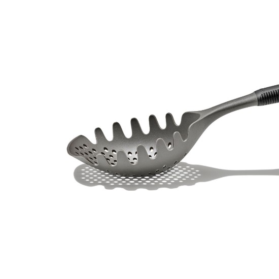 Tésztaszűrő lapát, 34,7 cm - OXO