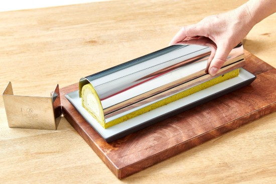 Félkör alakú "Yule" forma, rozsdamentes acél, 30 x 6,5 cm - de Buyer