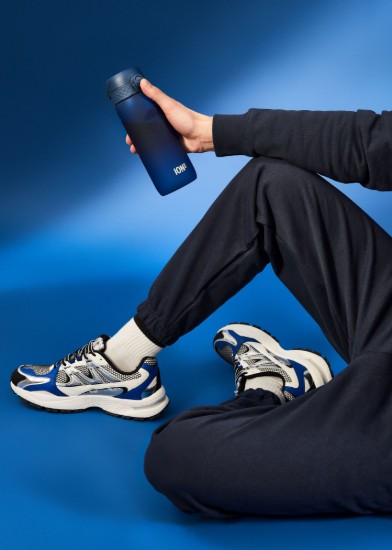 Vizespalack, újrahasznosított, 750ml, sötétkék - Ion8