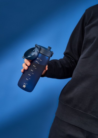 Vizespalack, újrahasznosított, 750ml, sötétkék - Ion8