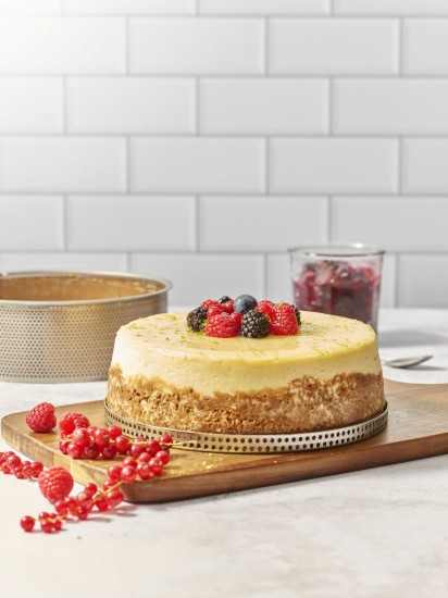 Perforált tortaforma, sütőpapírral, 24 cm, rozsdamentes acél - de Buyer