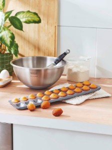 20 rekeszes mini madeleine sütőforma, 40 x 12 cm, acél - de Buyer