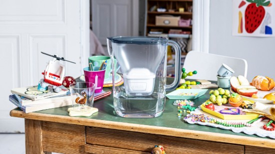 BRITA - Style Essential vízszűrő kancsó StarterPack  + 3db PP Maxtra Pro szűrő patron, 2,4 L (szürkéskék)