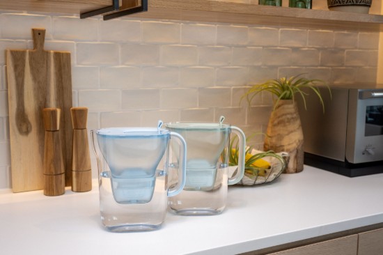 BRITA - Style Eco vízszűrő kancsó,  2.4 L + 1 db Maxtra PRO szűrő patron (púderkék)