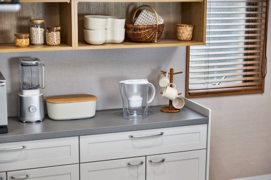 BRITA - Marella vízszűrő kancsó  + 1db PP Maxtra Pro szűrő patron, 3,5 L (fehér)