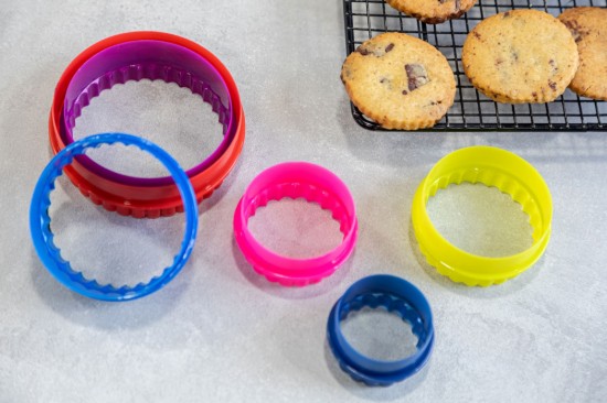 Colourworks 6 darabos, sütemény forma készlet