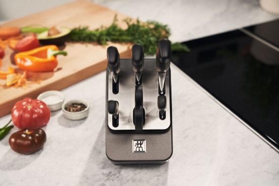 7 darabos késkészlet, beépített élezőmodullal, "TWIN Four Star" - Zwilling