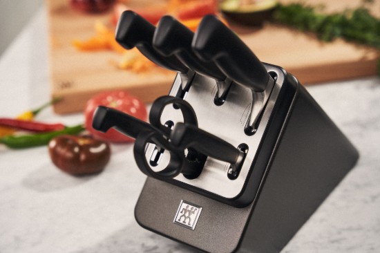 7 darabos késkészlet, beépített élezőmodullal, "TWIN Four Star" - Zwilling
