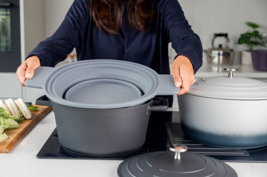 2 az 1-ben összecsukható szűrő, szilikon, 39 x 29 cm - MasterClass