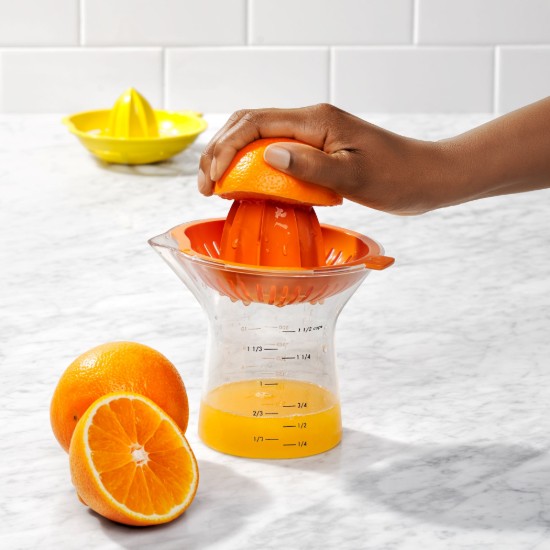 2 az 1-ben citrusfacsaró, 350ml, "Good Grips", Narancs - OXO