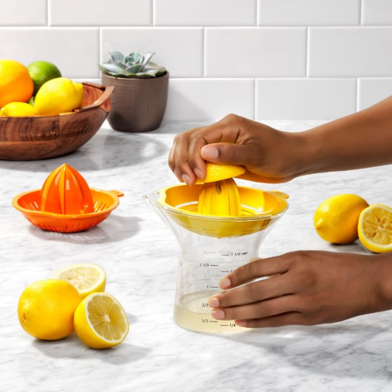 2 az 1-ben citrusfacsaró, 350ml, "Good Grips", Narancs - OXO