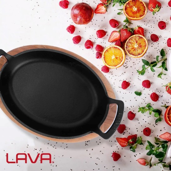 Ovális öntöttvas edény, 19 x 14 cm, fából készült állványral - LAVA