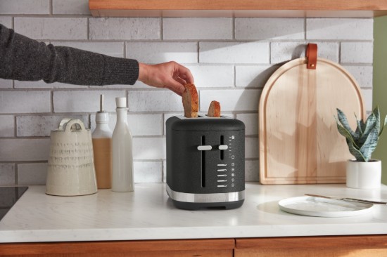 2 nyílásos kenyérpirító, 980 W, fekete öntöttvas - KitchenAid