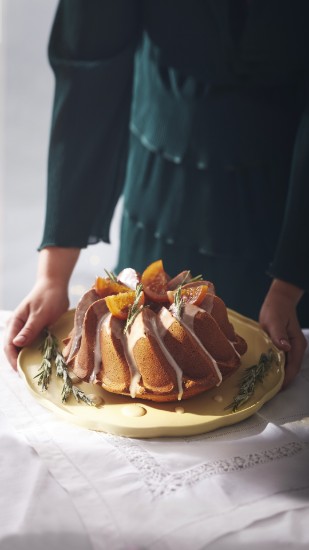 Tálalótál, kerámia, 31cm, Vanilla, "Madeleine" - Emile Henry