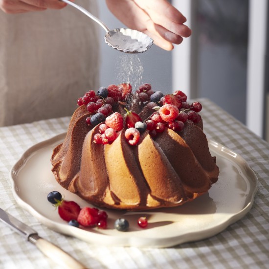 Tálalótál, kerámia, 31cm, Clay, "Madeleine" - Emile Henry