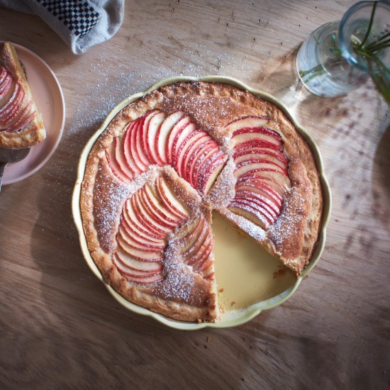 Tortatálca, kerámia, 31 cm, Vanilla, "Madeleine" - Emile Henry