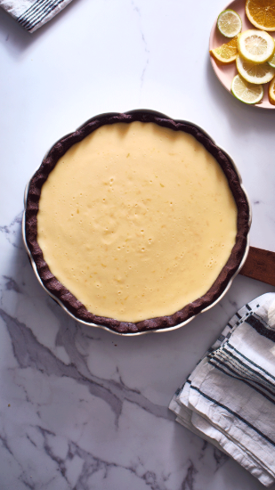 Tortatálca, kerámia, 31 cm, Vanilla, "Madeleine" - Emile Henry