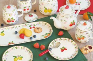 Porcelán tálalótál, dombornyomott mintával, 34 x 15 cm, "Fancy Fruit" - Easy Life