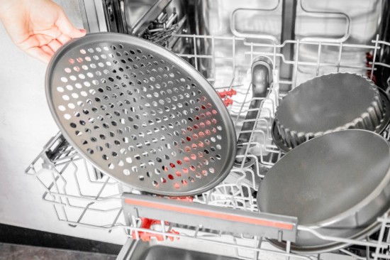 Pizzatálca, perforált, 33 cm, acél - MasterClass