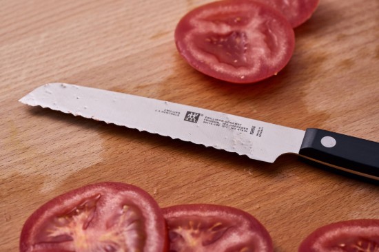 Univerzális kés, fogazott penge, 13 cm, "ZWILLING Gourmet" - Zwilling