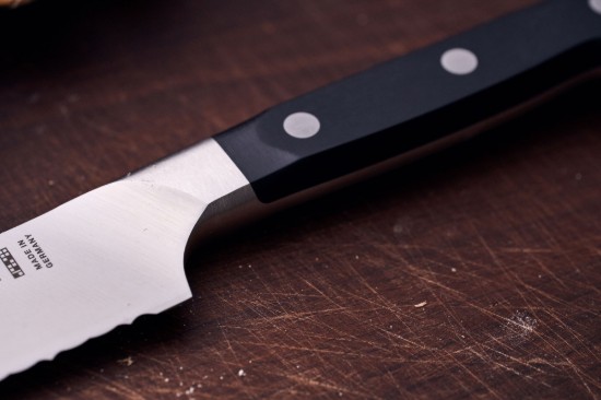 Kenyérvágó kés, 23 cm, "ZWILLING Pro" - Zwilling