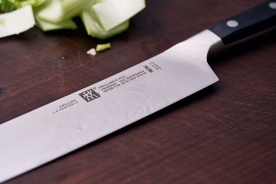 Nakiri kés, 17 cm, <<Zwilling Pro>> - Zwilling