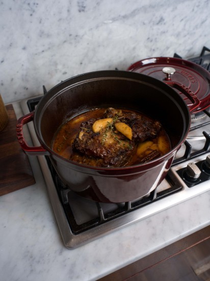 Cocotte főzőedény, öntöttvas, 28 cm/6.7L, Grenadine - Staub