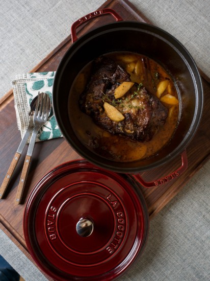 Cocotte főzőedény, öntöttvas, 28 cm/6.7L, Grenadine - Staub