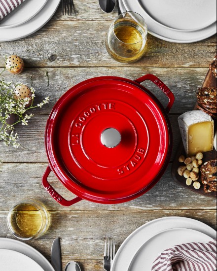 Öntöttvasból készült kókuszfőző edény 24 cm/3,8 l, Cherry - Staub