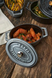Mini-Cocotte ovális főzőedény öntöttvasból 11 cm/0,25 l, <<Grafitszürke>> - Staub