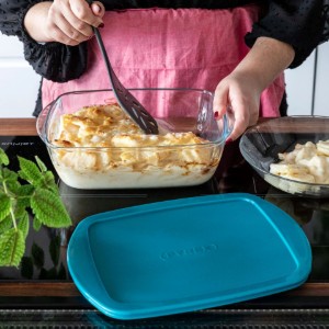 Négyzet alakú ételtároló doboz, fedéllel, hőálló borosilikát üveg, 25 x 22 cm / 2,2 L, "Cook&Store", kék - Pyrex