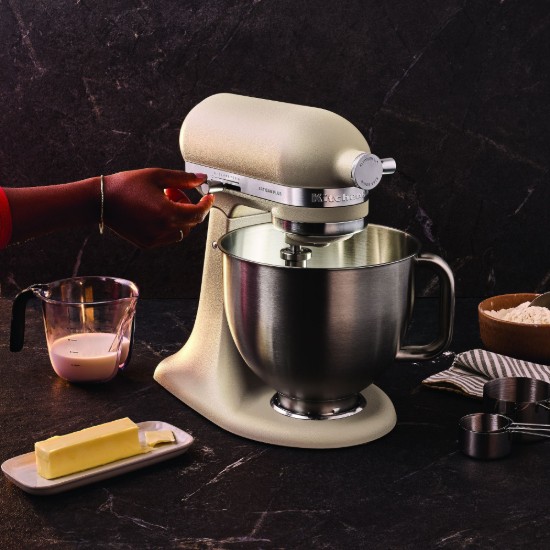 Állványkeverő 4,7 literes tálal, Artisan Plus, Model 50, Oat - KitchenAid