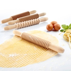 Tészta sodrófa, bükkfából, "Fettuccine" - Westmark